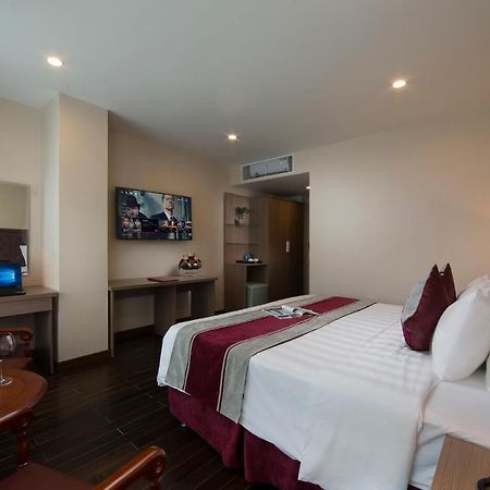 Oasis Hanoi Hotel מראה חיצוני תמונה