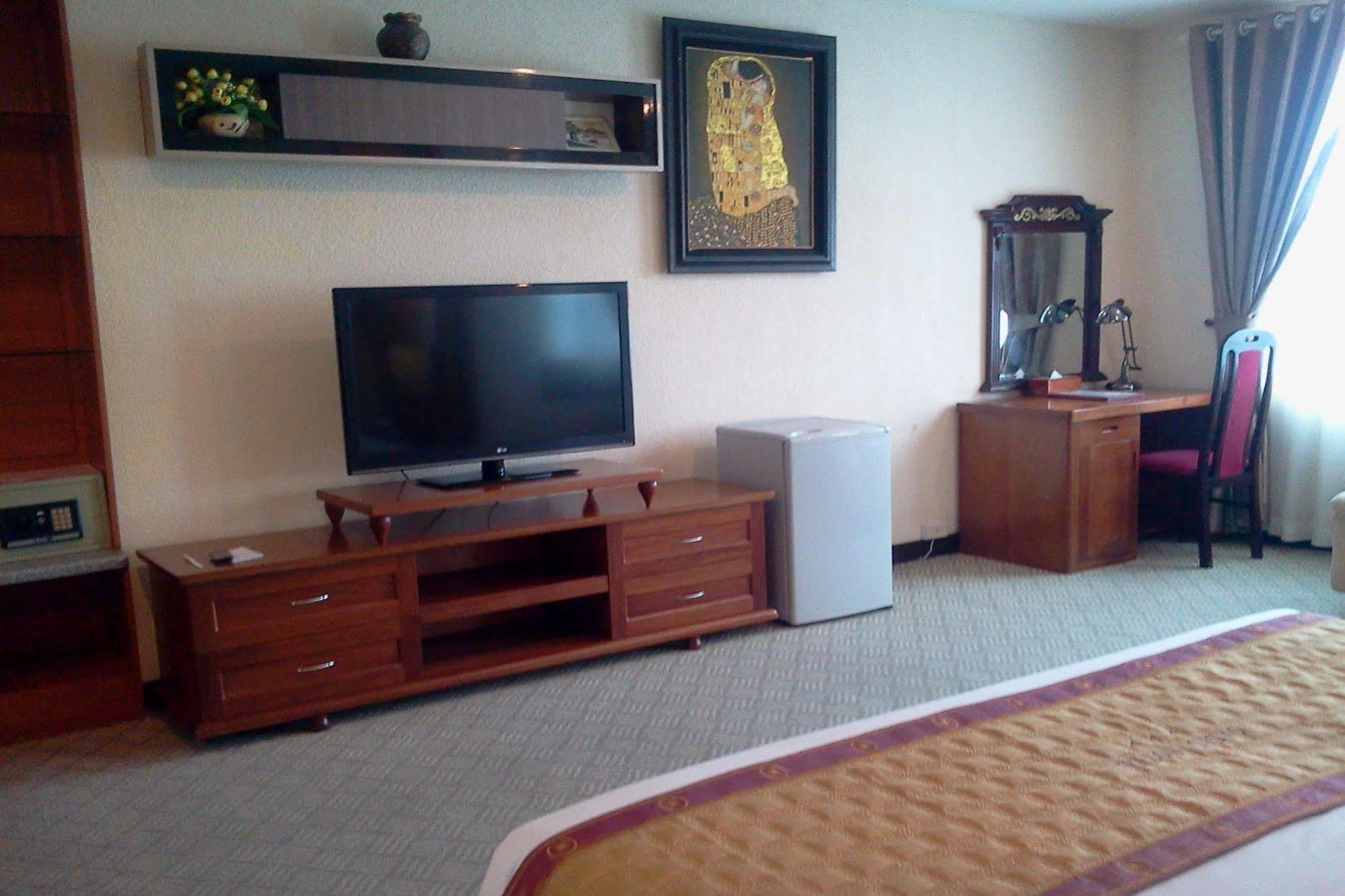 Oasis Hanoi Hotel מראה חיצוני תמונה